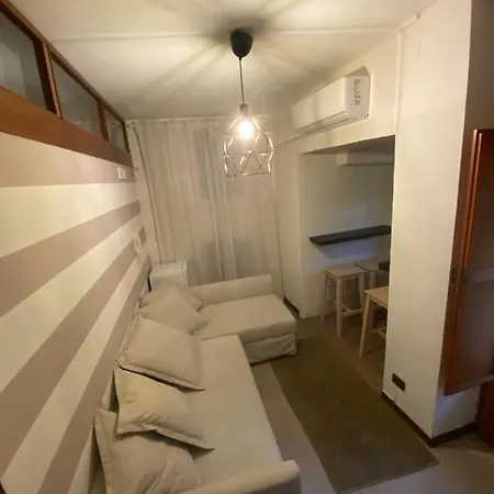 Alojamento de Acomodação e Pequeno-almoço Lulu' Lesuites