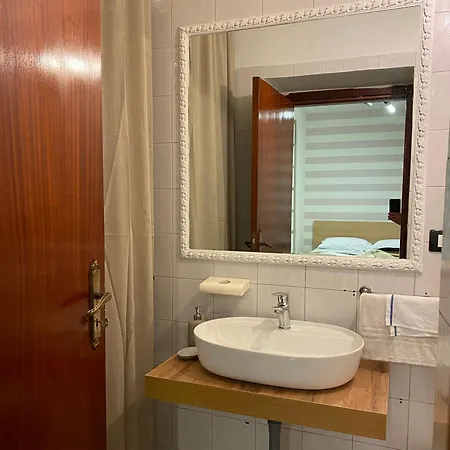 Lulu' Lesuites